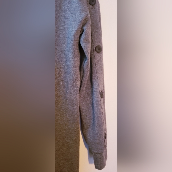 BAILEY 44 Peek-a-boo L/S Tunic | XS | Gray - Picture 3 of 8